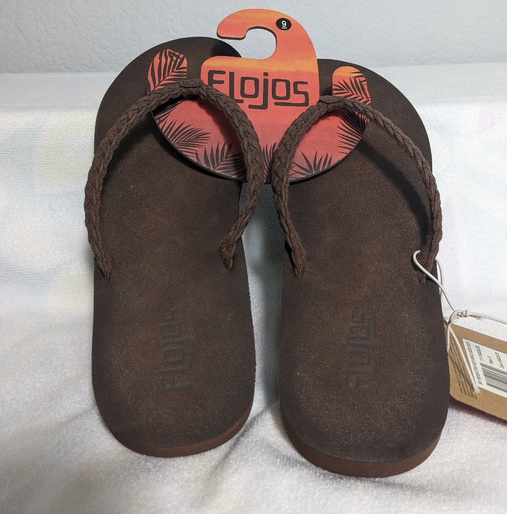 NWT women's Flojos Flip Flops